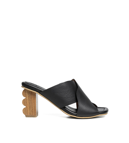 Bahamas Black