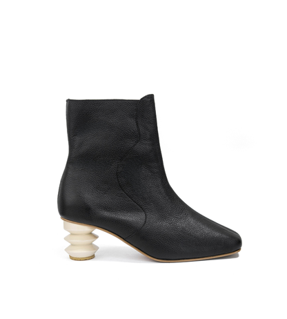 Jackie5 Black Preorder